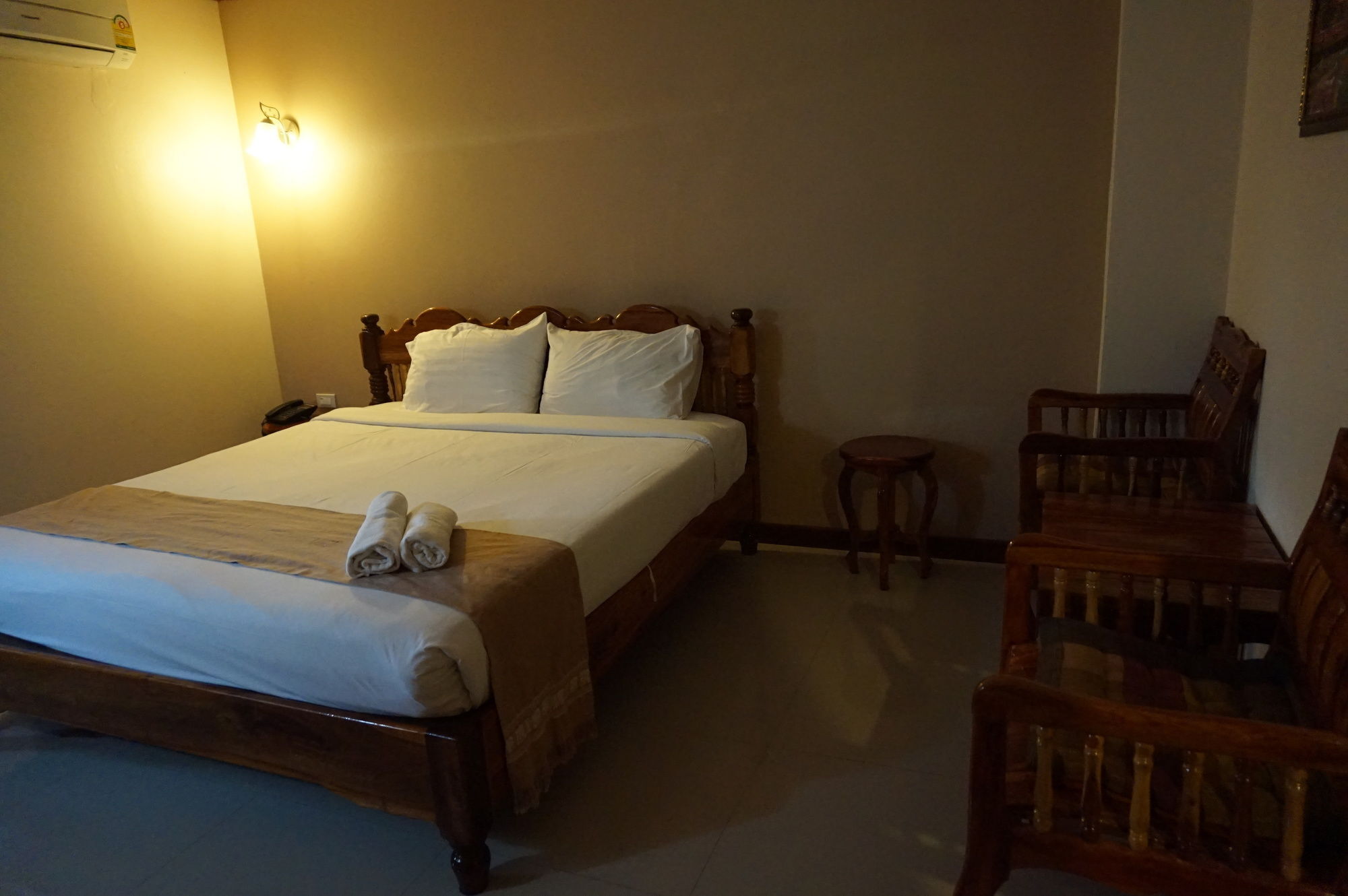 Np Residence Nakhon Phanom Exterior foto